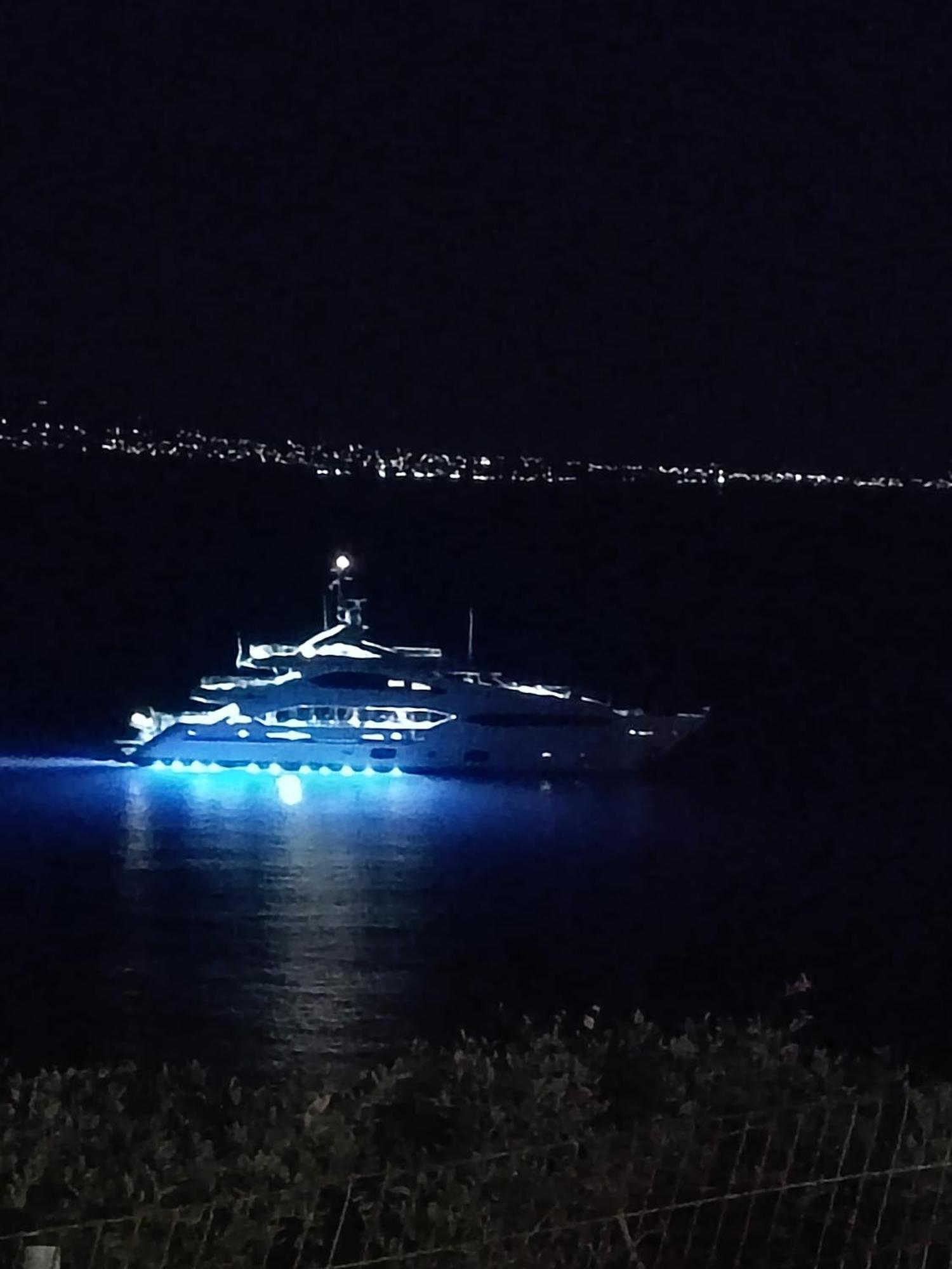 Forever Blue Salamine Extérieur photo